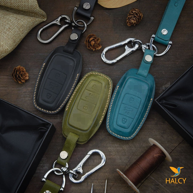 Leather Key Case for 2020-2025 A4, A6, Q5, Q7, S5, RS5, Q4 e-tron - Custom Fob Gift