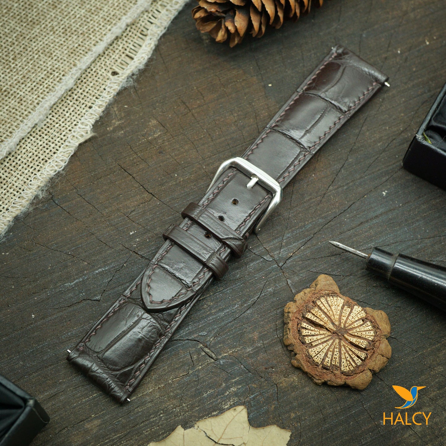 Alligator Leather Watch strap with quick-release spring bars. Choice of Width - 16mm, 18mm, 20mm, 22mm, 24mm, Etc..